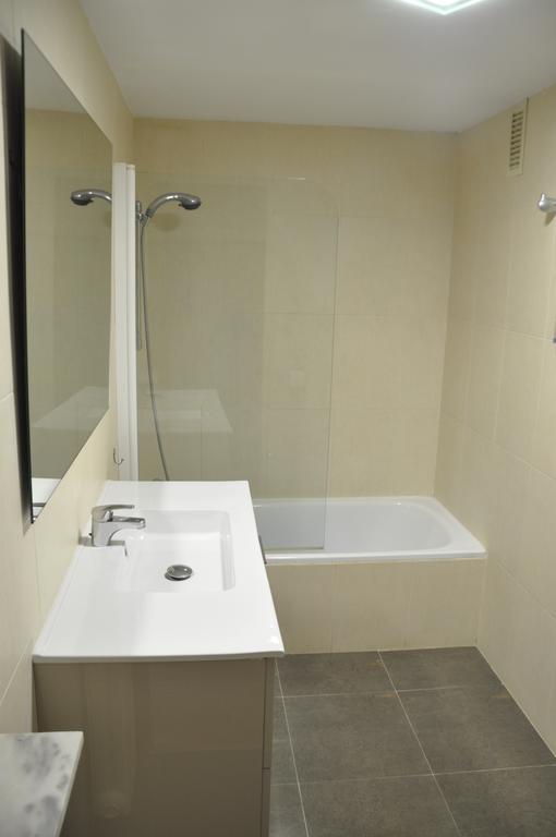 Www Apartamentovaldivia Es Parking Incluido 莱昂 外观 照片